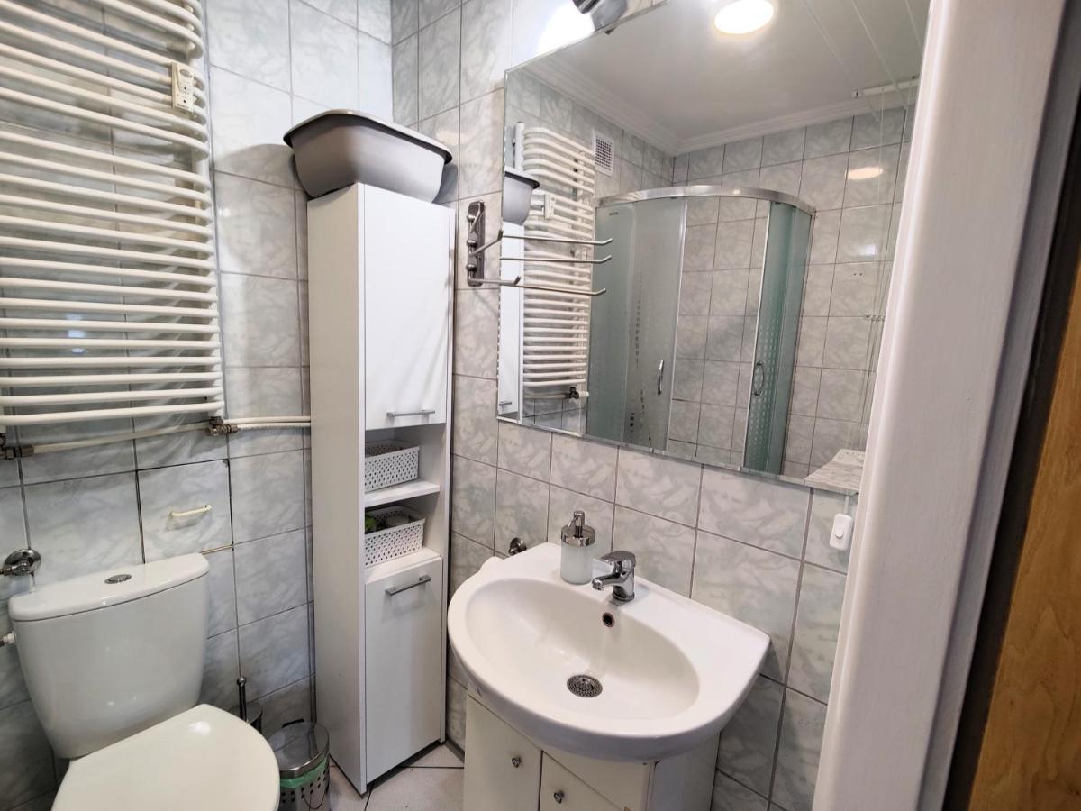Dwupokojowe Mieszkanie Nowy Dwór Mazowiecki Exteriör bild